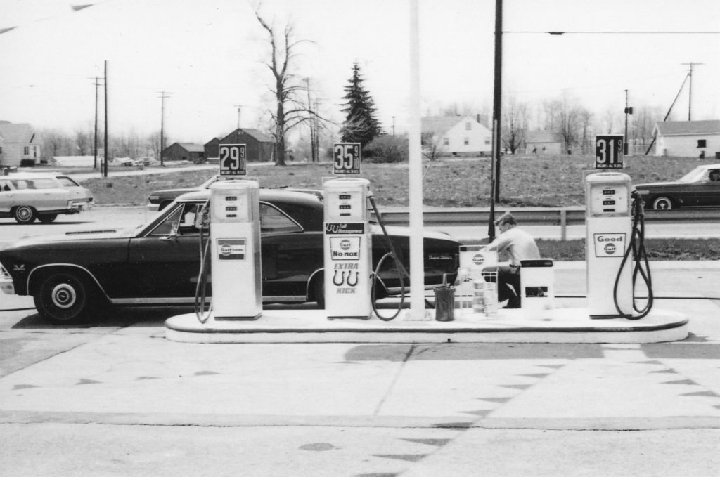Gulf Gas Station on Maiden Land & Mt. Read Boulevard
