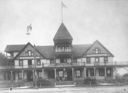 Elmheart Hotel at Manitou Beach